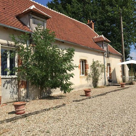 Maison Du Fermier Epineuil-le-Fleuriel Экстерьер фото